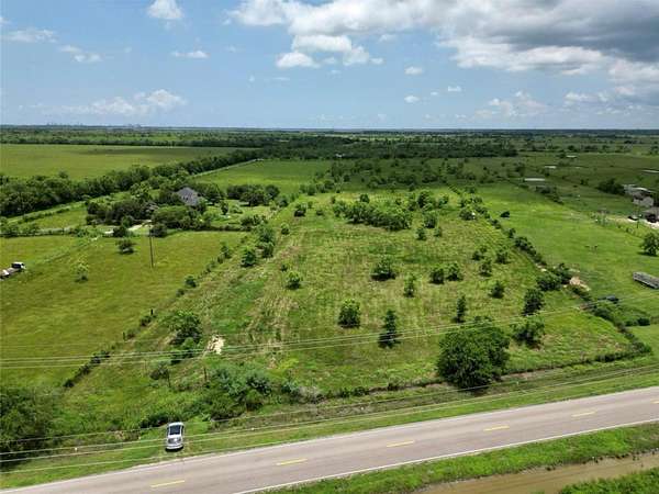 10.5 Acres of Land for Sale in Liverpool, Texas
