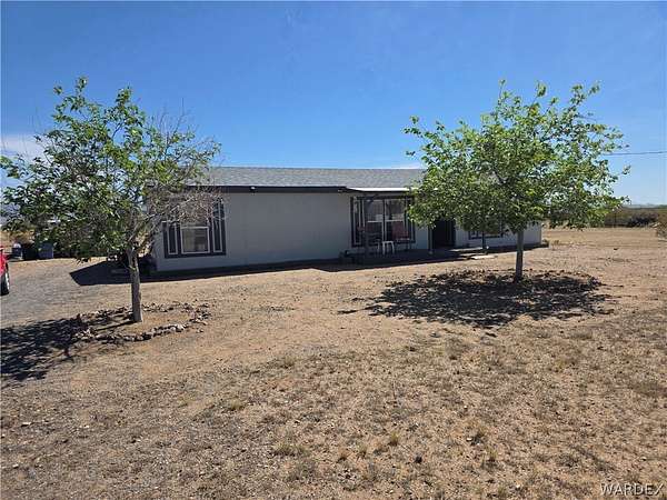 2.35 Acres of Land with Home for Sale in Golden Valley, Arizona