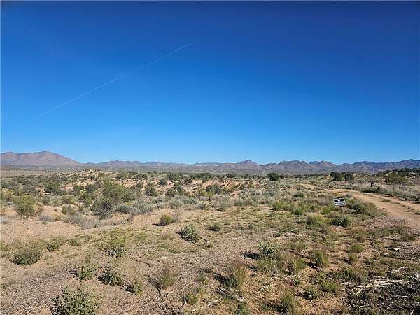38.6 Acres of Land for Sale in Kingman, Arizona