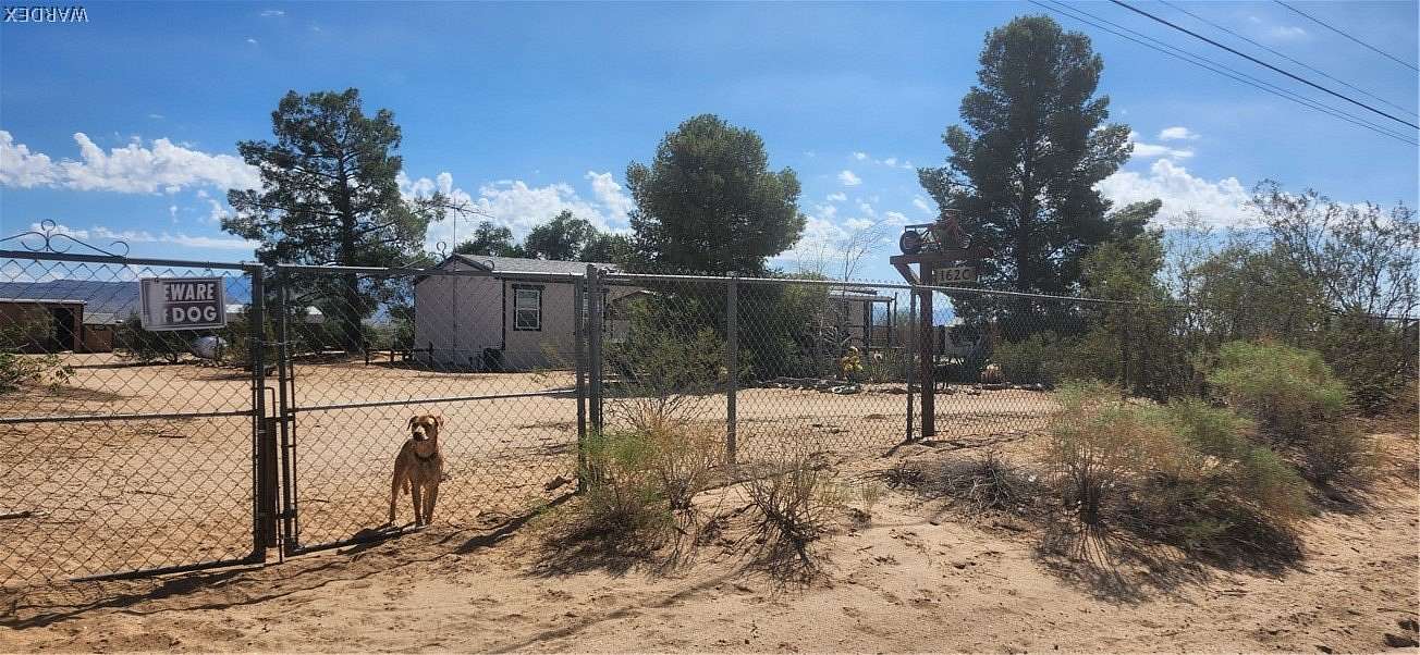 2.8 Acres of Land with Home for Sale in Golden Valley, Arizona