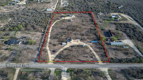 5 Acres of Residential Land for Sale in Uvalde, Texas