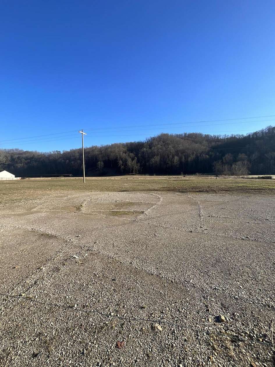 1.85 Acres of Commercial Land for Sale in Manchester, Kentucky