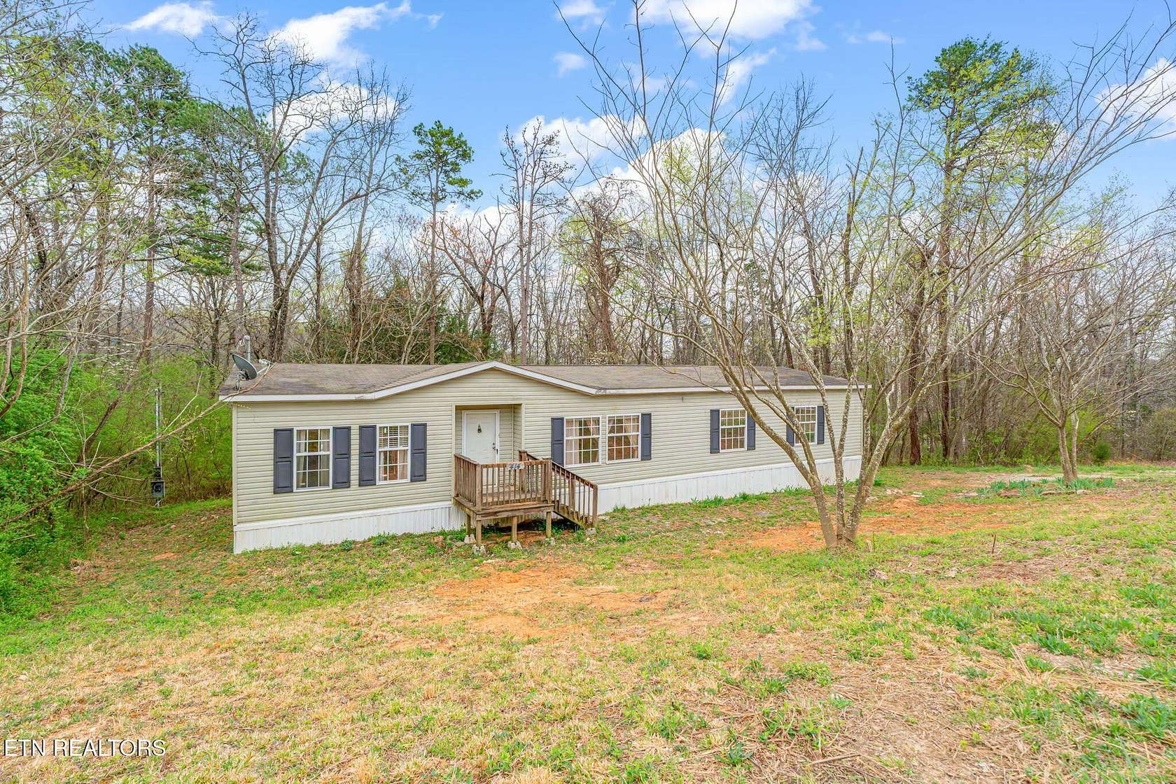 7 Acres of Land with Home for Sale in Rockwood, Tennessee