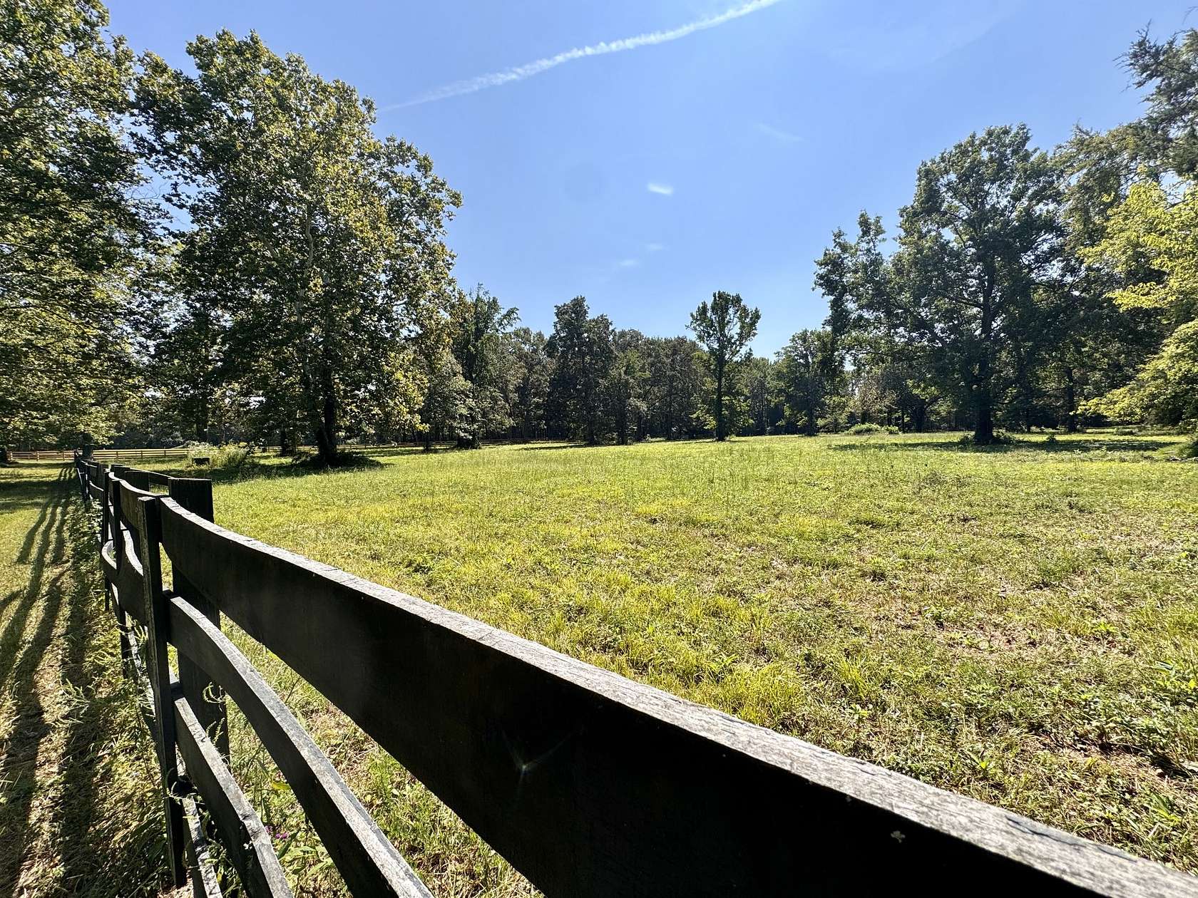 16 Acres of Land for Sale in Rockvale, Tennessee