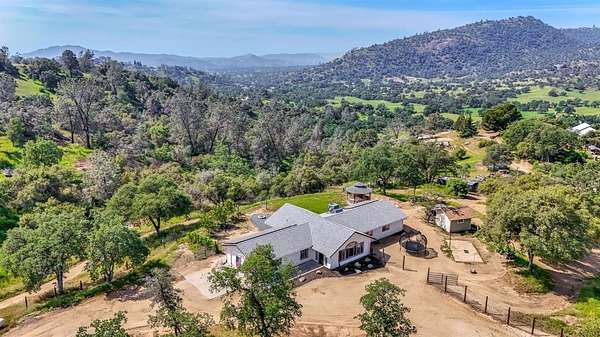 5.13 Acres of Land with Home for Sale in Prather, California