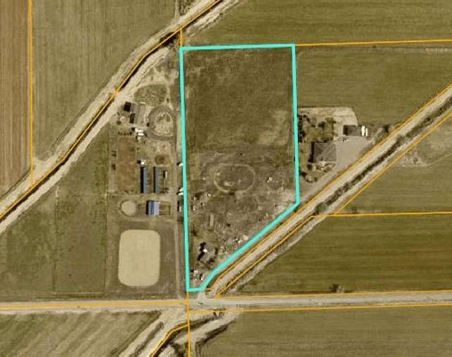 6.44 Acres of Land with Home for Sale in Fruita, Colorado