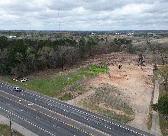 6 Acres of Mixed-Use Land for Sale in Kilgore, Texas