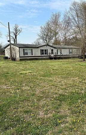 5 Acres of Land with Home for Sale in Earle, Arkansas