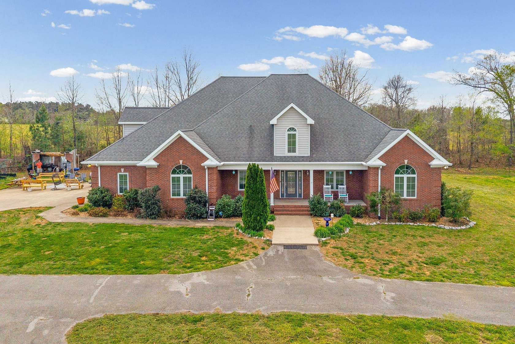 3 Acres of Land with Home for Sale in Hopkinsville, Kentucky