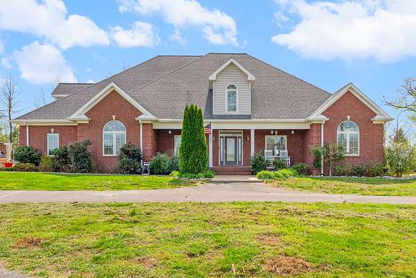 3 Acres of Land with Home for Sale in Hopkinsville, Kentucky