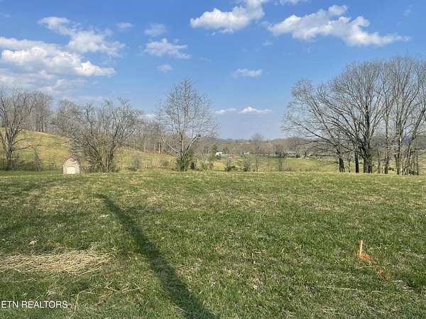1.27 Acres of Residential Land for Sale in La Follette, Tennessee