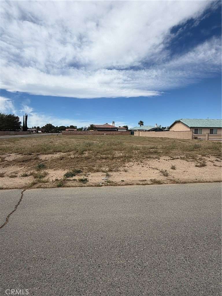 0.44 Acres of Residential Land for Sale in Hesperia, California