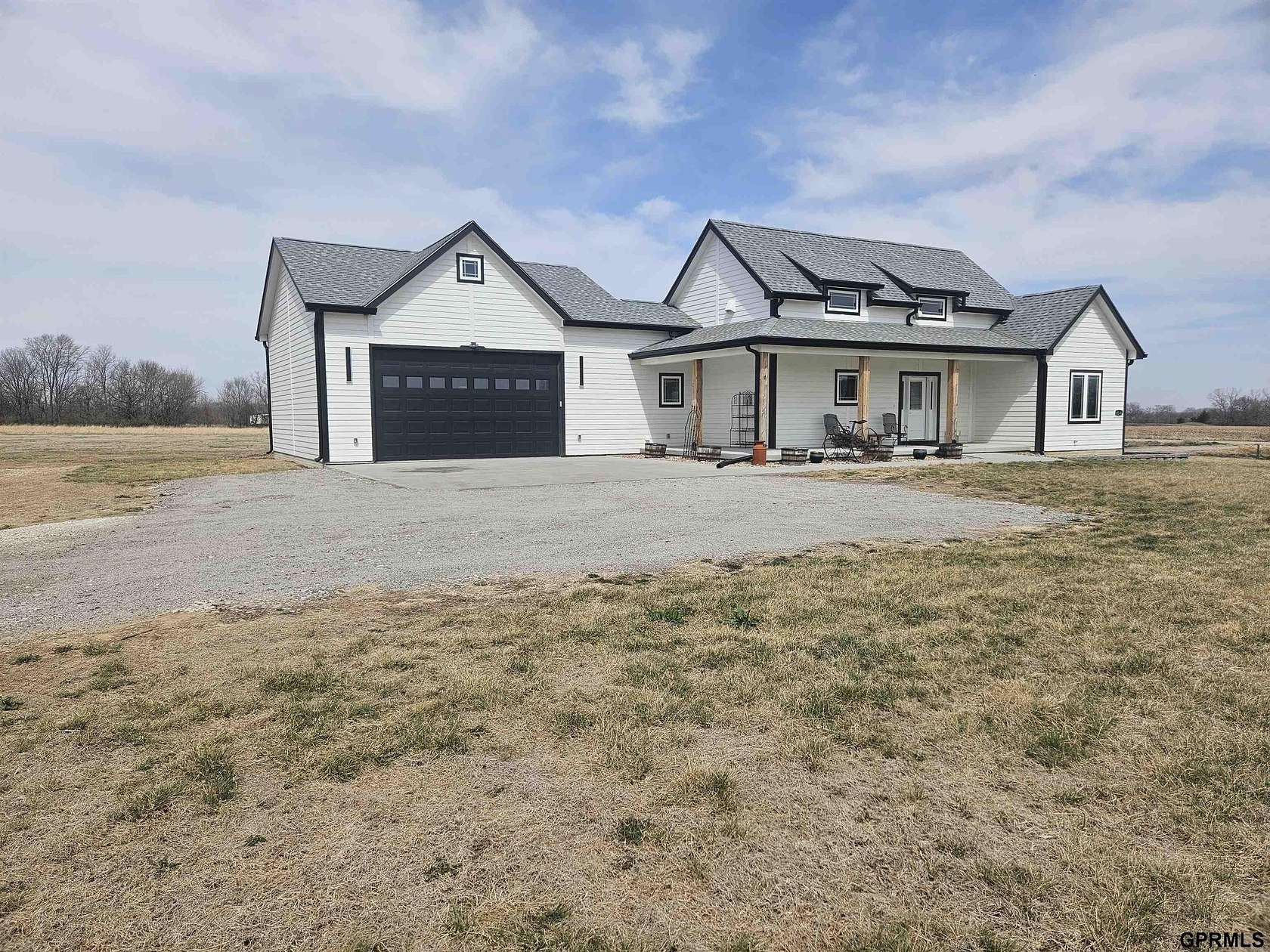 2 Acres of Land with Home for Sale in Fort Calhoun, Nebraska