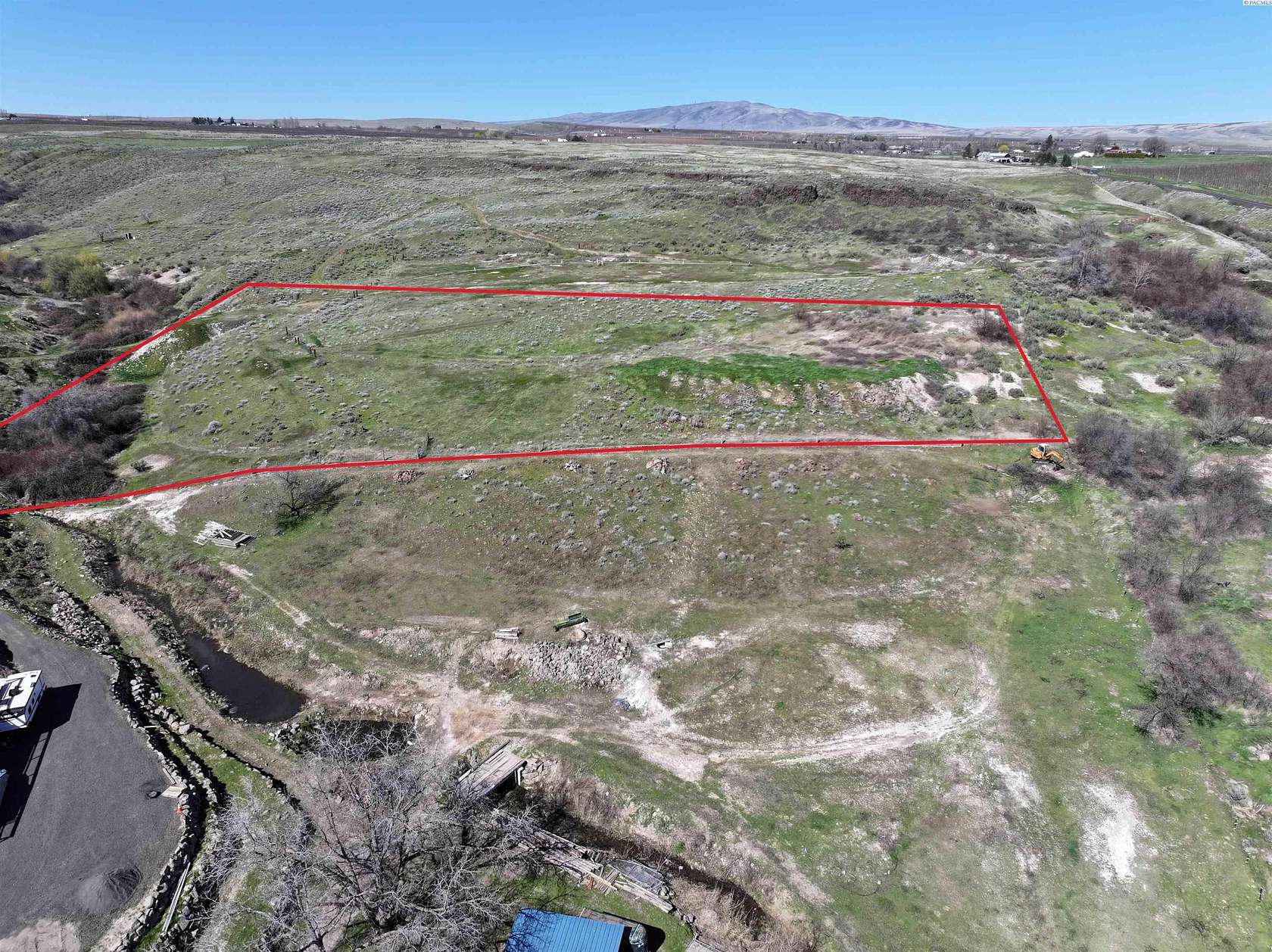 5.67 Acres of Residential Land for Sale in Benton City, Washington