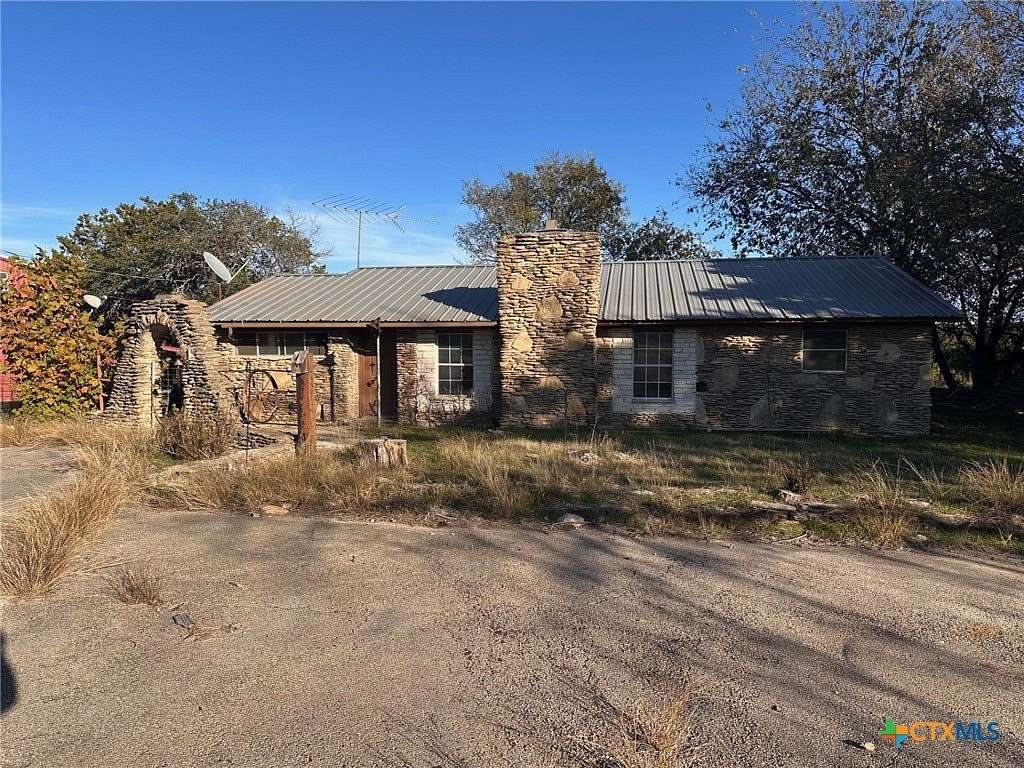 1.89 Acres of Land with Home for Sale in Copperas Cove, Texas