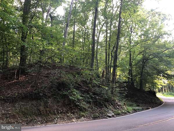 0.58 Acres of Land for Sale in Great Falls, Virginia