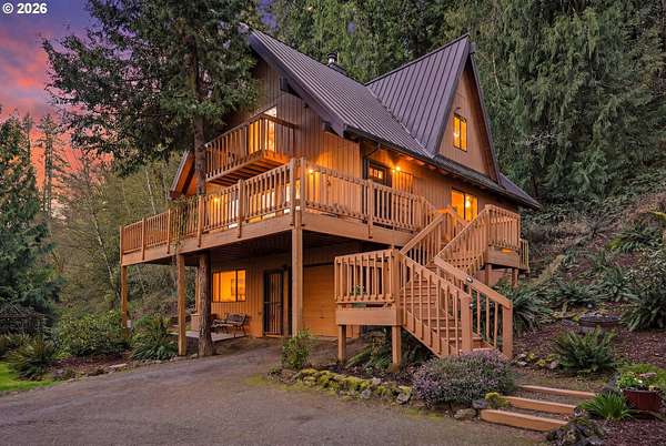 9.58 Acres of Land with Home for Sale in Newberg, Oregon