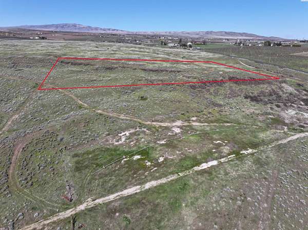 5.17 Acres of Residential Land for Sale in Benton City, Washington