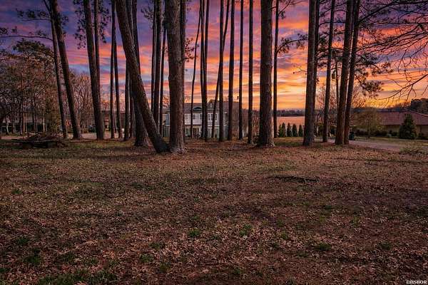 0.56 Acres of Residential Land for Sale in Hot Springs, Arkansas