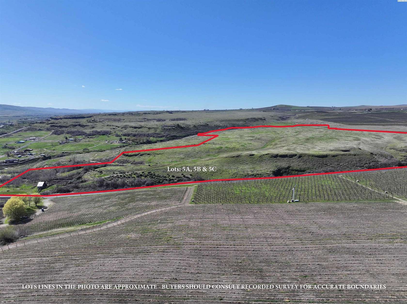 61.6 Acres of Agricultural & Residential Land for Sale in Benton City, Washington