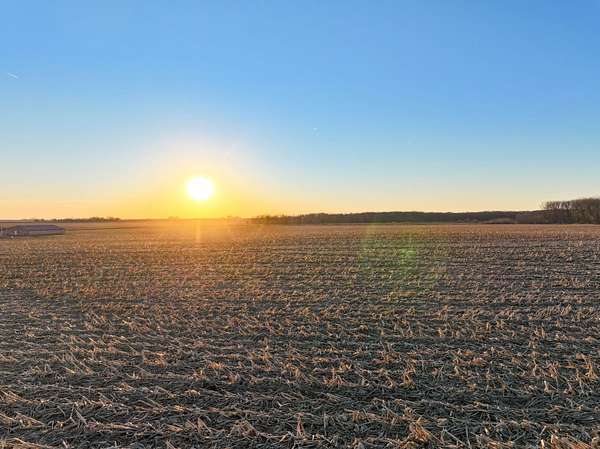 103 Acres of Land for Sale in Independence, Iowa
