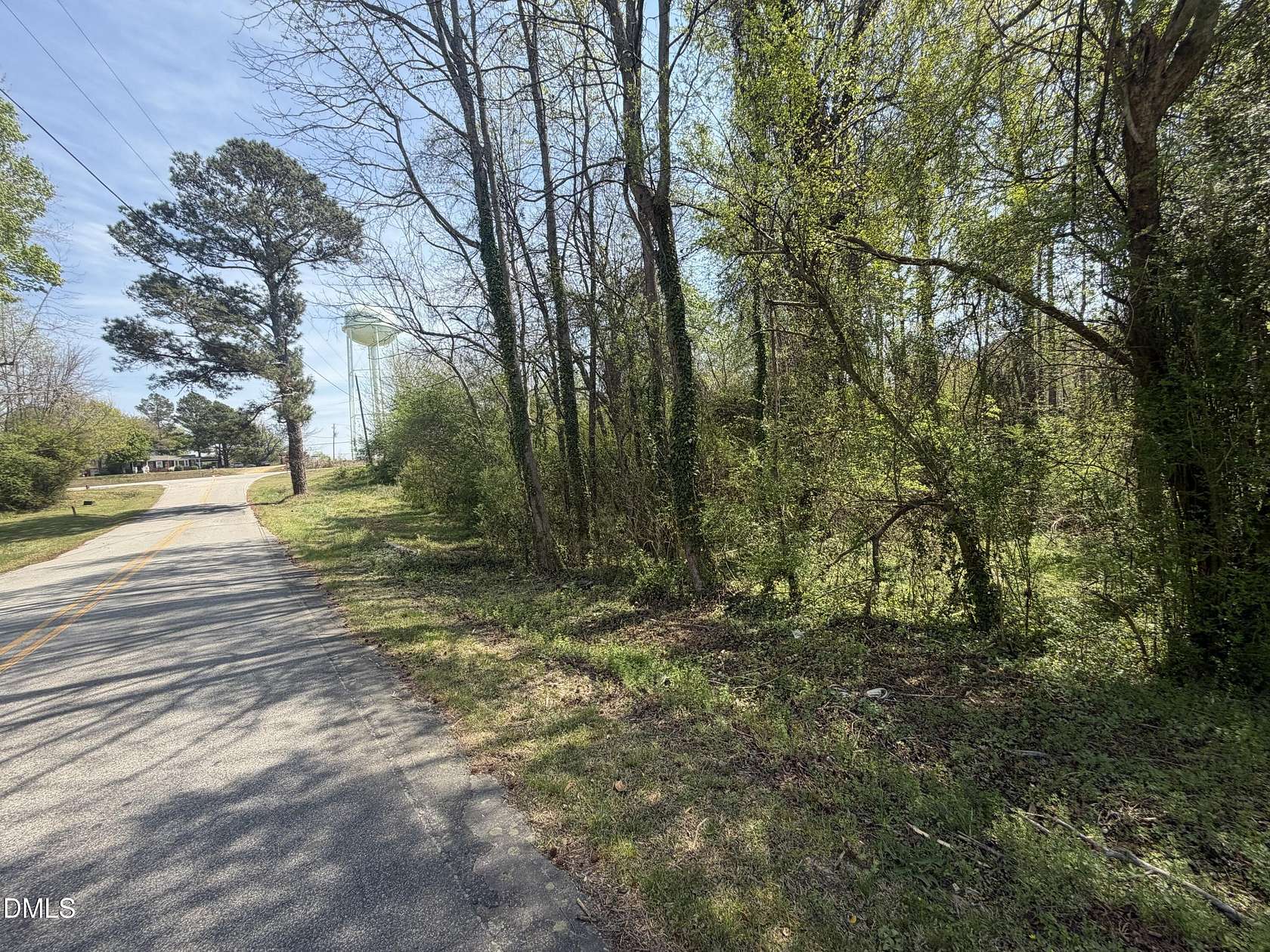 1.25 Acres of Residential Land for Sale in Erwin, North Carolina