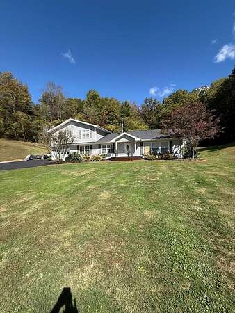 22 Acres of Land with Home for Sale in Staffordsville, Kentucky