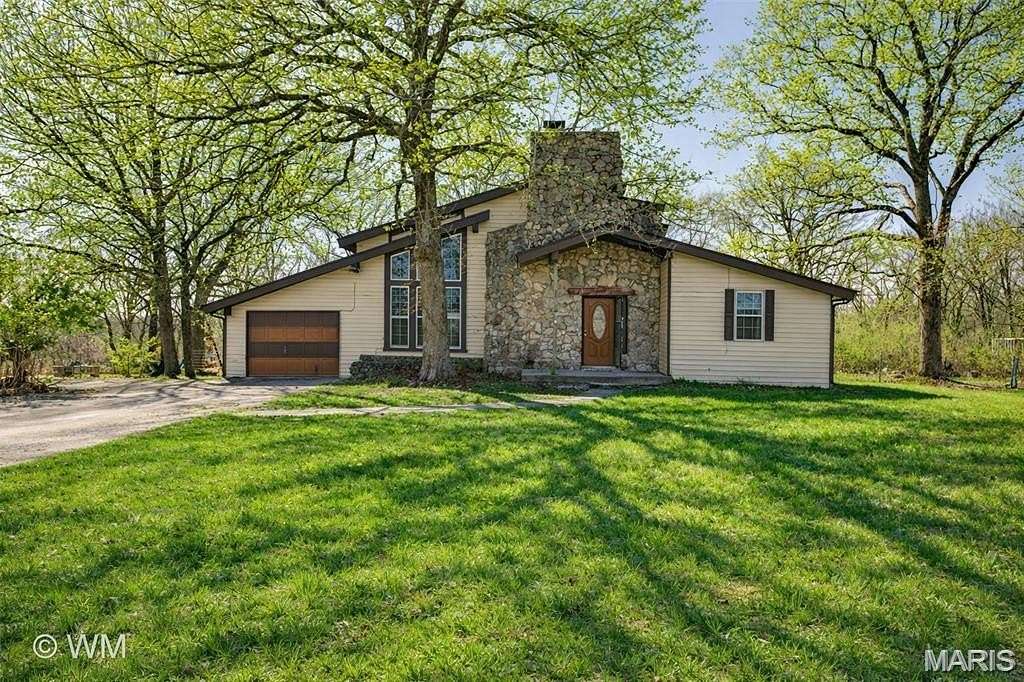 4 Acres of Land with Home for Sale in Waynesville, Missouri
