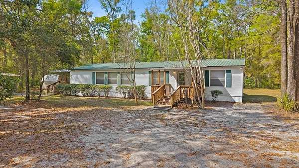 3 Acres of Land with Home for Sale in Old Town, Florida