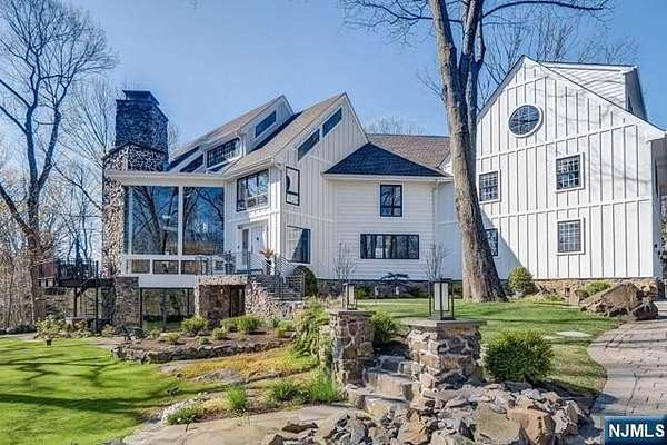 2.1 Acres of Land with Home for Sale in Rockleigh, New Jersey