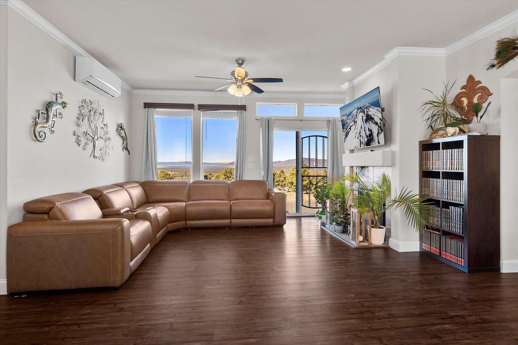 1.82 Acres of Land with Home for Sale in Prineville, Oregon