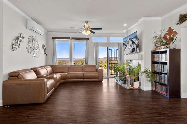 1.82 Acres of Land with Home for Sale in Prineville, Oregon