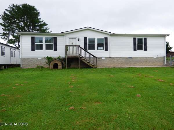 1.78 Acres of Land with Home for Sale in Crossville, Tennessee