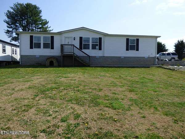 1.78 Acres of Land with Home for Sale in Crossville, Tennessee