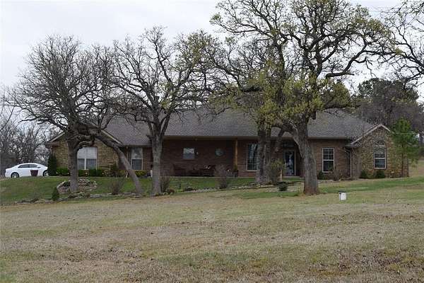 2 Acres of Land with Home for Sale in Newalla, Oklahoma