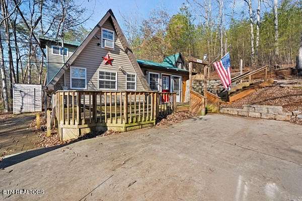 3.34 Acres of Land with Home for Sale in Maryville, Tennessee