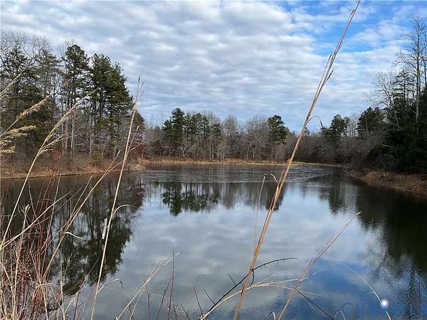 102 Acres of Land for Sale in Scottsville, Virginia