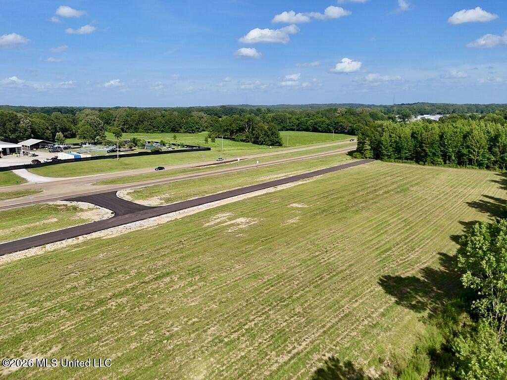 1 Acre of Commercial Land for Sale in Flora, Mississippi