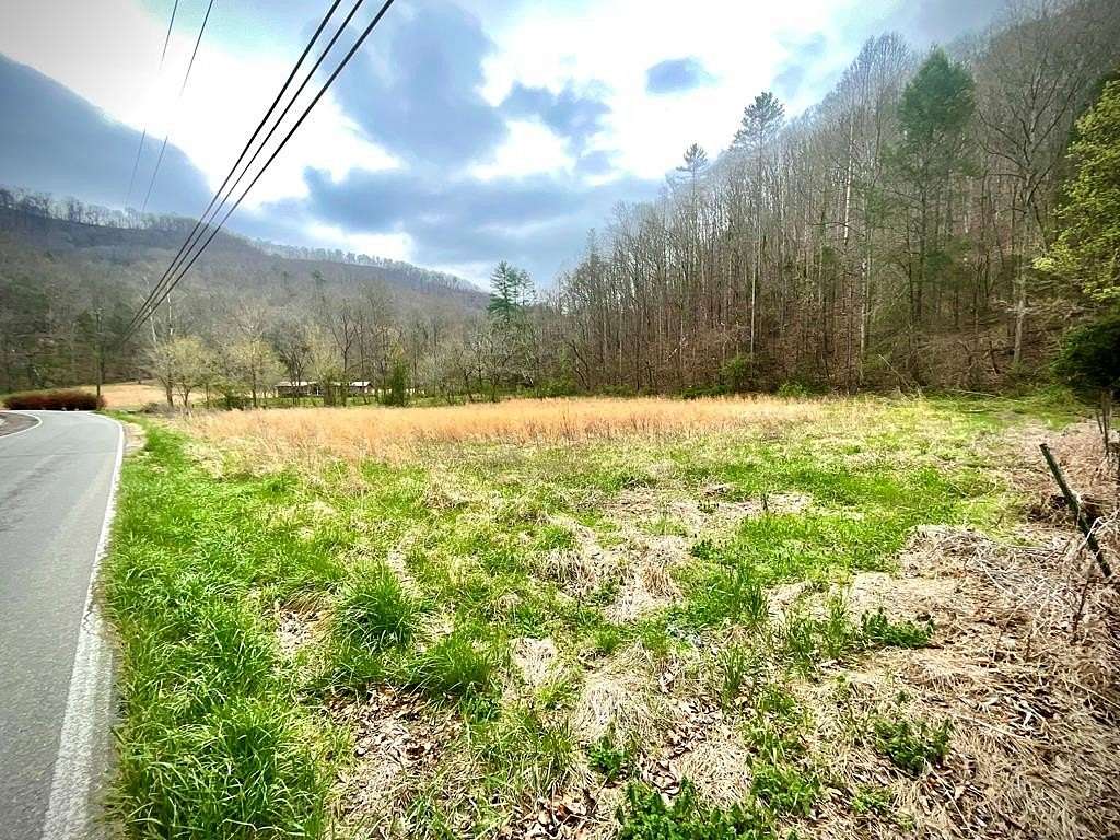 10 Acres of Residential Land for Sale in Virgie, Kentucky