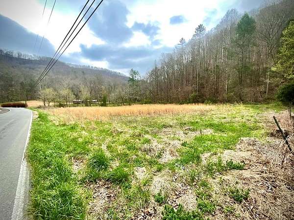 10 Acres of Residential Land for Sale in Virgie, Kentucky