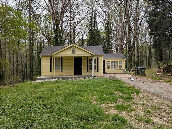 2.37 Acres of Land with Home for Sale in Atlanta, Georgia