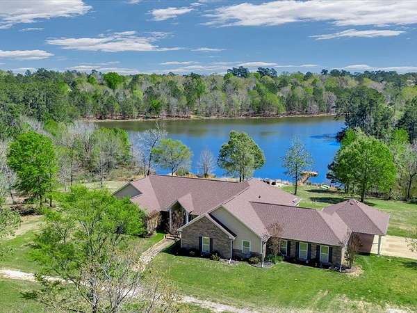 105 Acres of Land with Home for Sale in Pollok, Texas