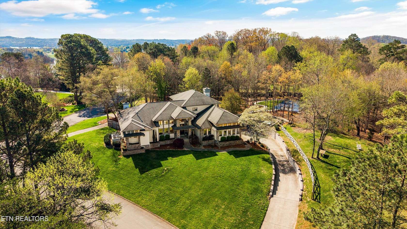 2.4 Acres of Land with Home for Sale in Knoxville, Tennessee