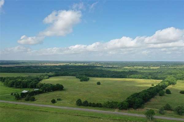 34.1 Acres of Agricultural & Residential Land for Sale in Ladonia, Texas