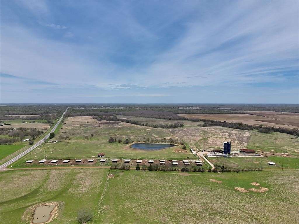 395 Acres of Land for Sale in Mount Vernon, Texas