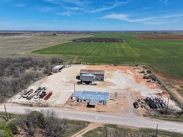 4 Acres of Improved Commercial Land for Sale in Hodges, Texas