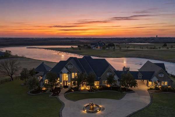 2.73 Acres of Land with Home for Sale in Heath, Texas