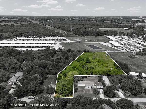 1.62 Acres of Residential Land for Sale in Elm Mott, Texas