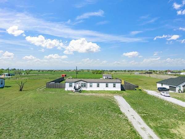 3 Acres of Land with Home for Sale in Decatur, Texas