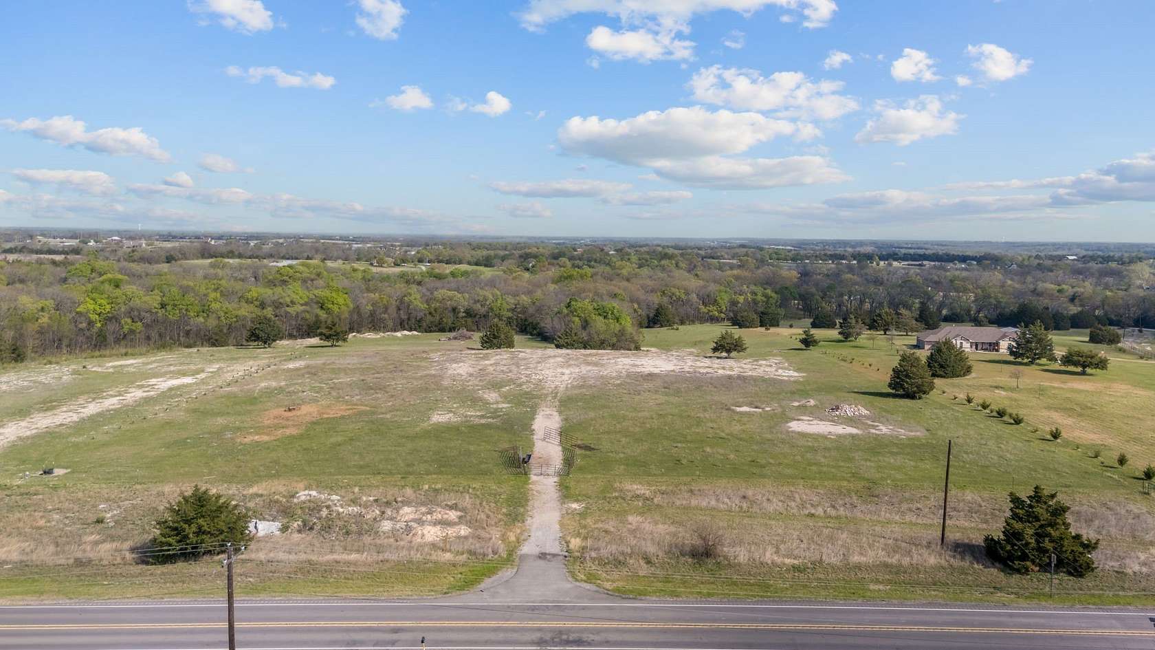 11 Acres of Recreational & Residential Land for Sale in Anna, Texas